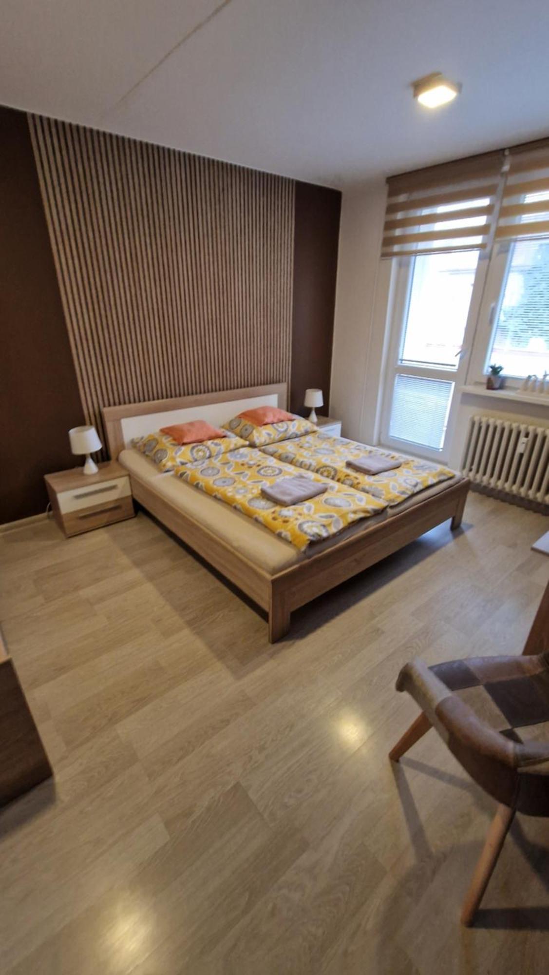 Apartman Valentina Злин Экстерьер фото