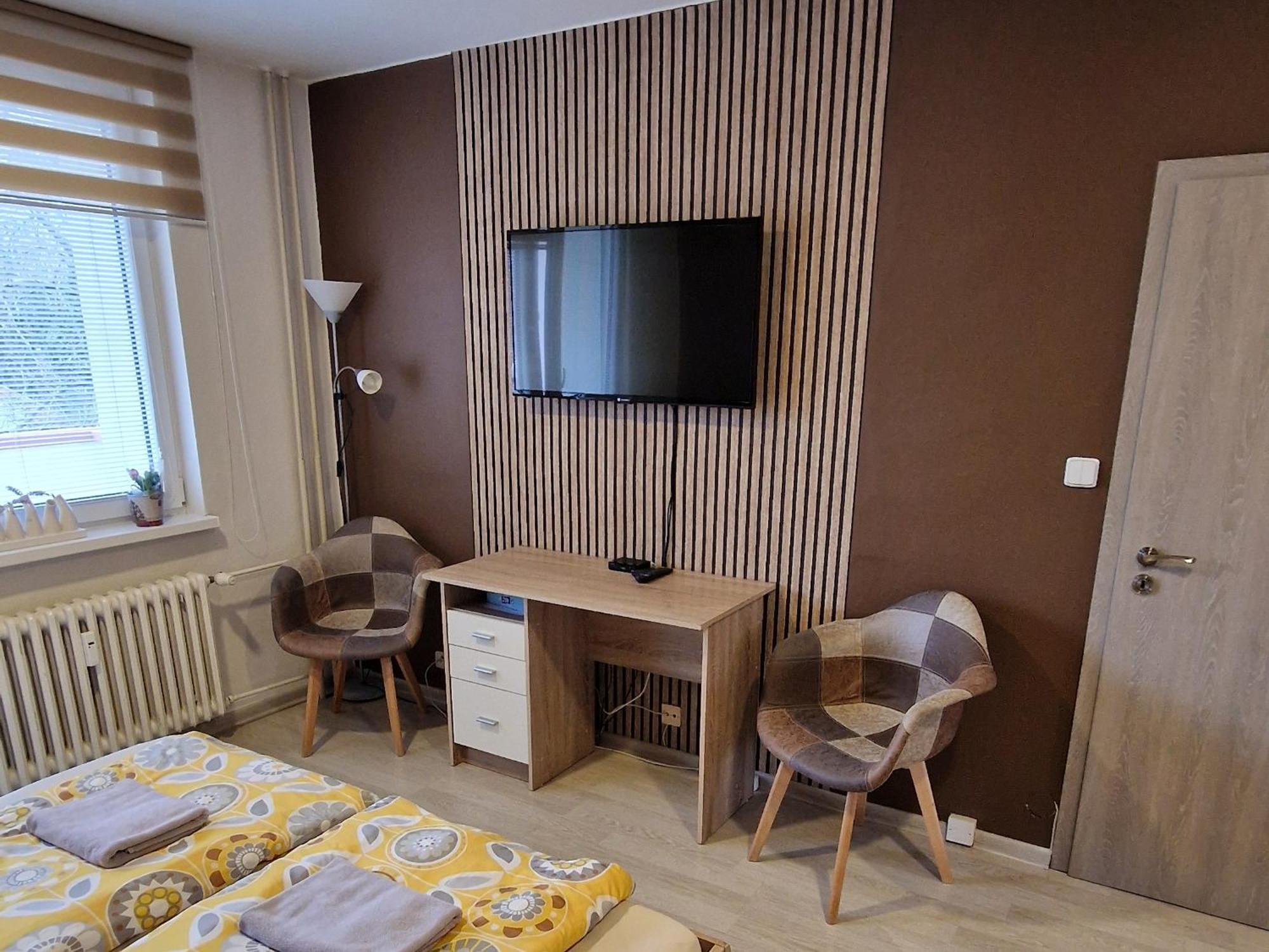 Apartman Valentina Злин Экстерьер фото