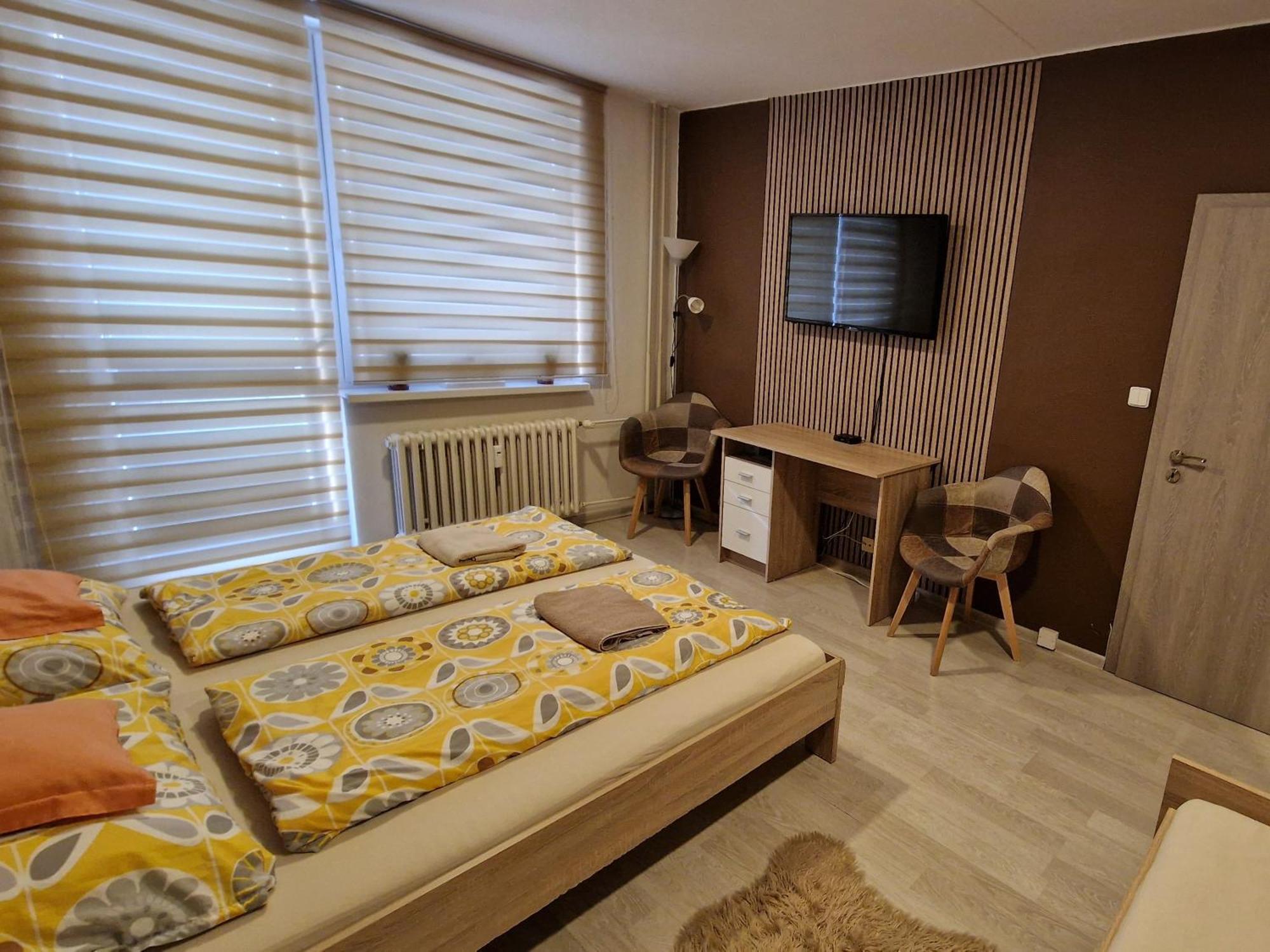 Apartman Valentina Злин Экстерьер фото